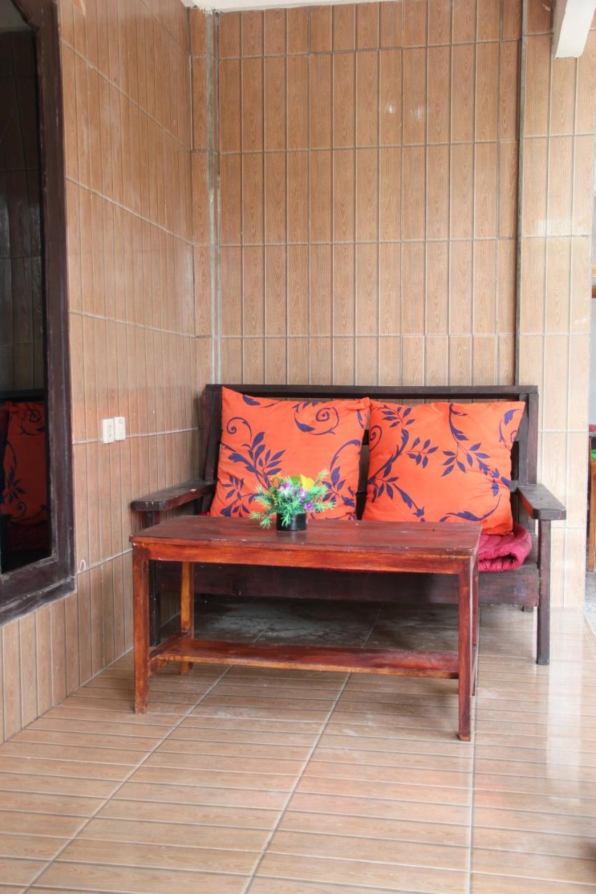 Mirna Homestay Gili Islands Exterior photo